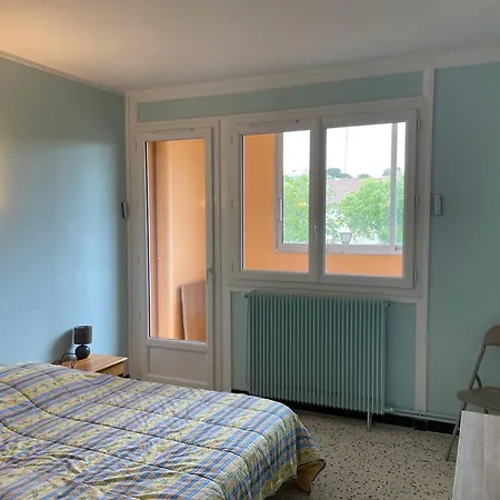 Spacieux T3 Climatise, 4 Couchages, Balaruc-les-bains, Proche Commodites, Avec Wifi - Fr-1-680-31